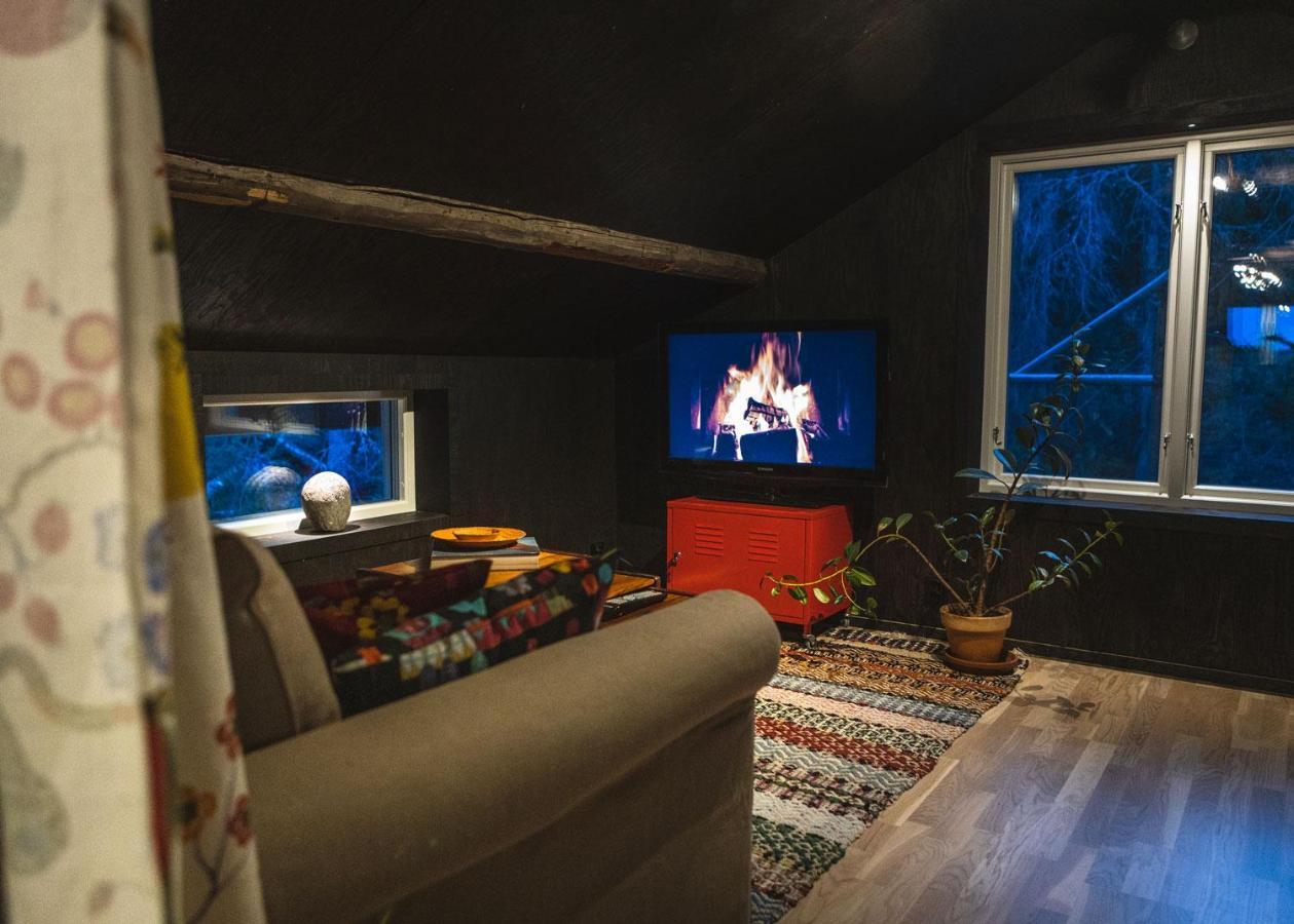 Lilla Dalbo "Adults Only, Djurfritt", Ulvoen Hoega Kusten Ulvöhamn Extérieur photo